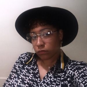 Meet your Posher, Carmen